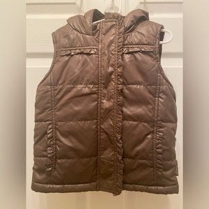 Weatherproof Brown Ruffle Puffer Vest  Girls 4/5